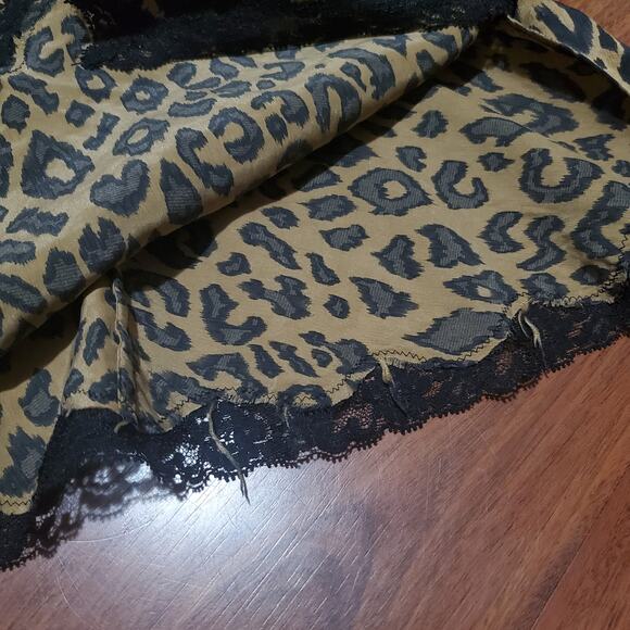 Victoria's Secret Vintage Leopard Print Silk Chemise Slip Black Lace Trim Medium - Picture 13 of 16